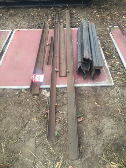 ASSORTED STEEL AND SAWHORSE BRACKETS