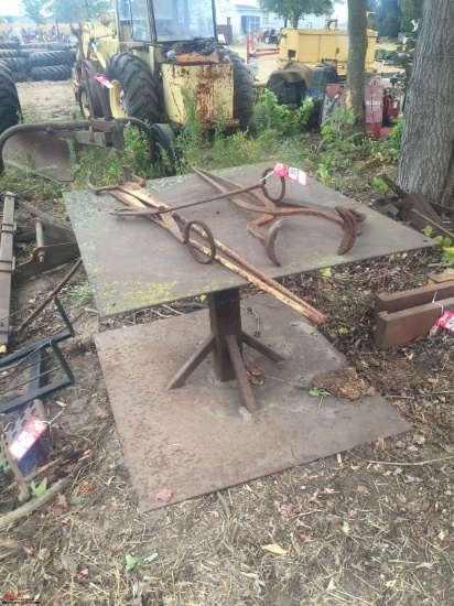 HEAVY DUTY STEEL WELDING TABLE WITH ASSORTED LOG ROLLER HAND TOOLS