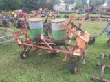 4-ROW CULTIVATOR WITH SIDE DRESSER, 3 PT