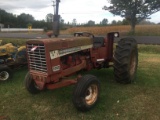 INTERNATIONAL 656 TRACTOR, GAS ENGINE, 3 PT PTO, NO TOP LINK, (2) HYDRAULIC REMOTES, GEAR SHIFT, 30