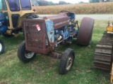 FORD 5000 TRACTOR, GAS ENGINE, 3 PT PTO, NO TOP LINK, (1) HYDRAULIC REMOTE, NON-RUNNING