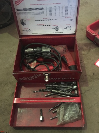MILWAUKEE 1/2" ELECTRIC HAMMER DRILL WITH CASE