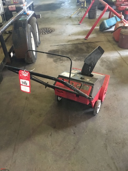 HUSKEE SNOWBLOWER, 3 HP, 21" CLEARING WIDTH, S/N 1H01B20338