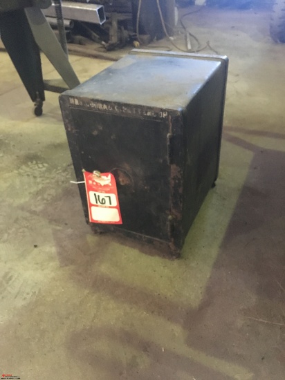 SMALL SAFE
