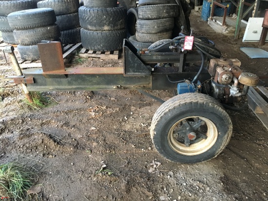 TOWABLE LOG SPLITTER, BRIGGS AND STRATTON GAS ENGINE, PIN STYLE HITCH, RUNNING CONDITION UNKNOWN