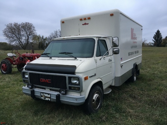 1995 GMC VANDURA 3500 BOX VAN, 6.5 LITER DIESEL ENGINE, AUTOMATIC TRANSMISSION, REAR ROLL UP DOOR,