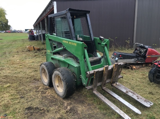 JOHN DEERE 125 RUBBER TIRE SKID STEER, ISUZU DIESEL ENGINE, 4 CYLINDER, REAR TRACTOR WEIGHTS, 1,115