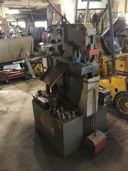 EDWARDS IV HYDRAULIC IRON WORKER, 50 TON