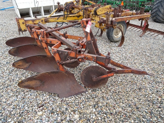 ALLIS CHALMERS 4-BOTTOM PLOW