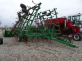 1996 JOHN DEERE 980 FIELD CULTIVATOR, 36', REAR HITCH, 5 BAR SPIKE