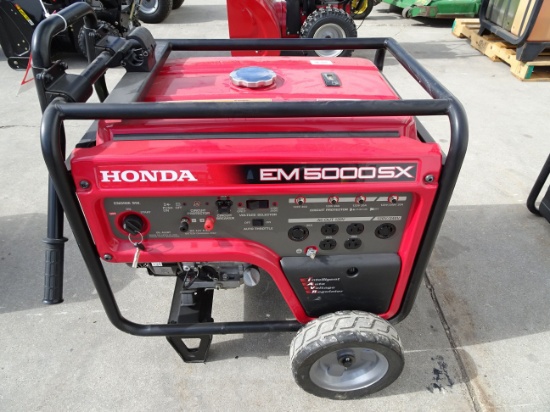 NEW 2014 EM5000 5X GAS POWERED GENERATOR, S/N EBMC-1017686 (4-64969)