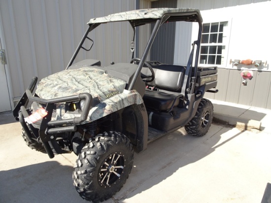2015 DEMO JOHN DEERE GATOR XUV550 CAMO, 4WD, MANUAL DUMP, 2 SEATER, ALLOY WHEELS