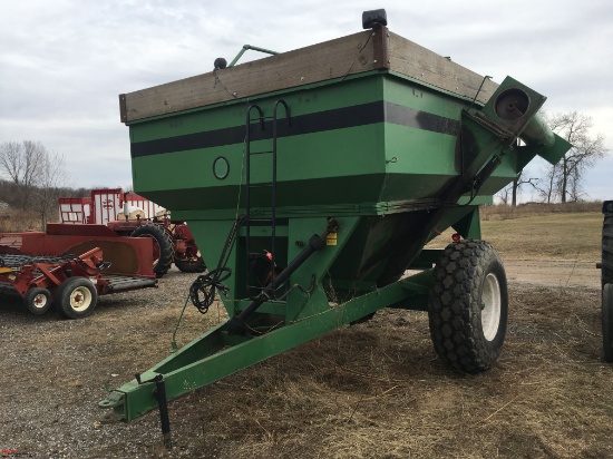 PARKER 450 GRAIN CART WITH AUGER, NEWER GEAR BOX IN LAST FALL