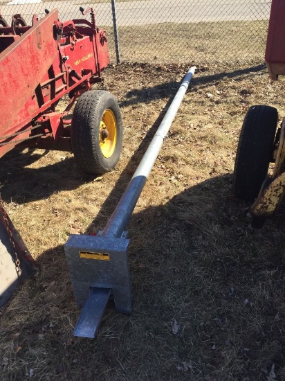 GRAIN AUGER, APPROX 6'' x 20'