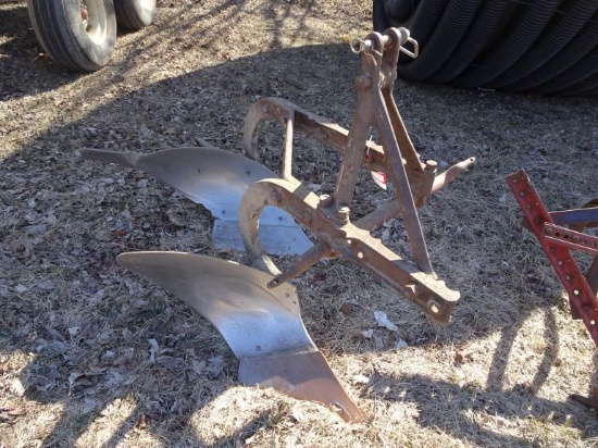 2-BOTTOM PLOW, 3PT HITCH