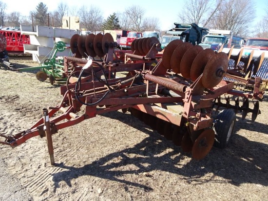 INTERNATIONAL DISC, WINGS, APPROX 18'