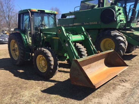1998 JOHN DEERE 6410 TRACTOR WITH 640 LOADER ATTACHMENT, MFWD, 3PT, NO TOP