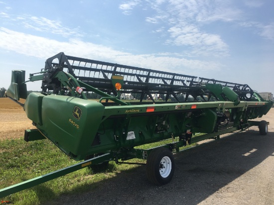 2013 JOHN DEERE 640FD GRAIN HEAD, SINGLE POINT HOOK-UP, DUAL KNIFE DRIVE, H