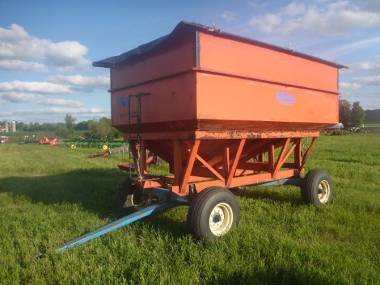 KILLBROS 385 BUSHEL GRAVITY BOX ON KILLBROS 1280 12-TON RUNNING GEAR, 7.5'