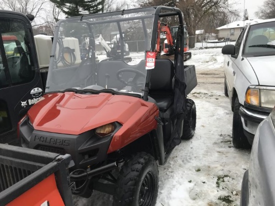 2012 POLARIS RANGER SIDE BY SIDE, GAS ENGINE, ROLL CAGE, MANUAL DUMP, SAFET