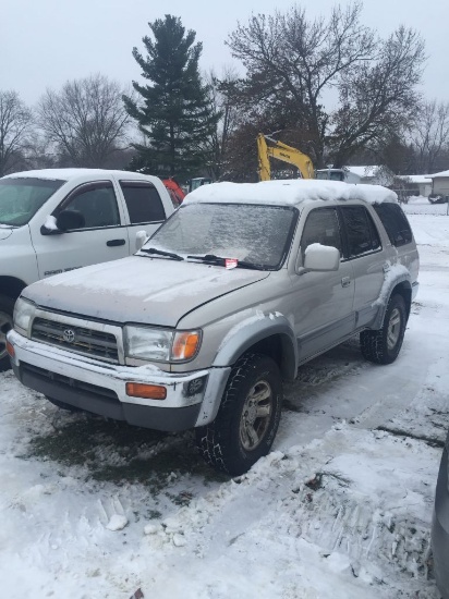 1998 TOYOTA 4 RUNNER LIMITED SUV, 3.4L GAS ENGINE, AUTO TRANS, 4x4, LEATHER