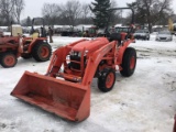 KUBOTA L3301 TRACTOR WITH KUBOTA LA525 LOADER, 3PT, PTO, NO TOP LINK, 4x4,