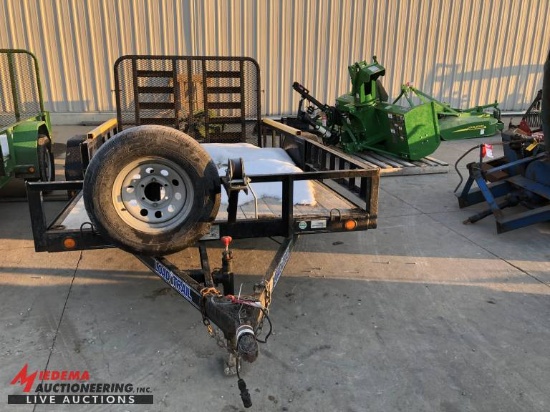2017 LOADTRAIL 5200LB SINGLE AXLE TRAILER, REAR GATE, HD, 77x12' SIDE RAMP, MISSING 1 RAMP, VIN:4ZES