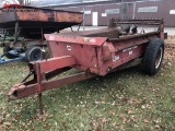 INTERNATIONAL HARVESTER MANURE SPREADER, PTO