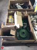 BOX OF ASSORTED JOHN DEERE 467 ROUND BALER PARTS, MOST APPEAR TO BE NEW.