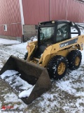 JOHN DEERE 320 RUBBER TIRE SKID STEER, AUX HYDRAULICS, ENCLOSED CAB, WITH 72 '' BUCKET, 5198 HOURS, 