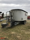 PENTA 1120 HD TWIN AUGER MIXER WITH DIGISTAR SCALE HEAD