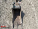 17'' EXCAVATOR BUCKET WITH TEETH