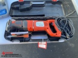 BLACK & DECKER FIRESTORM ELECTRIC RECIPROCATING SAW WITH CASE
