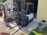 CROWN SC4540-40 FORK LIFT TRUCK, 3600# MAX. LOAD CAPACITY, OVERHEAD GUARD, 3-STAGE MAST, 190'' MAX. 