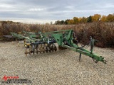 JOHN DEERE 726 SOIL FINISHER WITH REAR COIL TINE DRAG, 13' WIDE, HYDRAULIC LIFT, HYDRAULIC DISC GANG