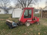 TORO GROUNDSMASTER 327 MOWER, CAB,5' SWEEPSTEER BROOM ATTACHMENT, 4-CYLINDER GAS, NO MOWER DECK, NON