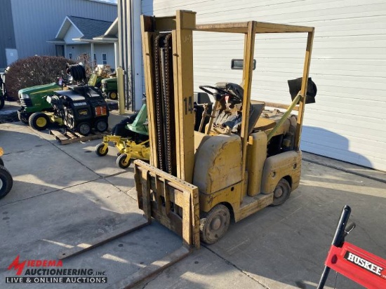 ALLIS CHALMERS FORKLIFT 2-STAGE MAST, 36'' FORKS