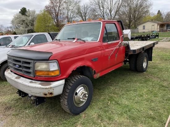 1996 FORD F350 FLATBED, 460 GAS ENGINE, AUTO TRANS, 4X4, HEADACHE RACK, SINGLE AXLE DUALLY, 9' X 8' 