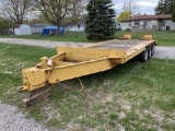 1996 EAGER BEAVER TRI-AXLE EQUIPMENT TRAILER, 18' X 8' PLUS 4' BEAVER TAIL, FOLD DOWN RAMPS, ELECTRI