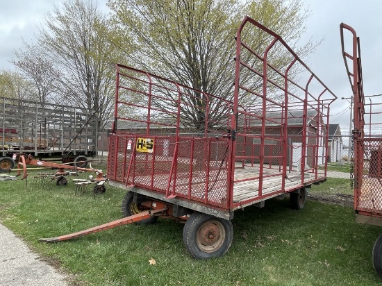 H&S BALE KICKER WAGON, 18'