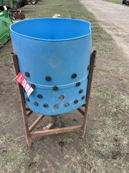 CHICKEN PLUCKER