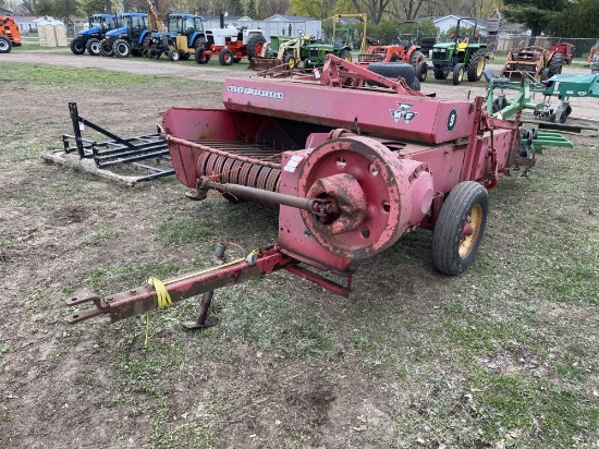 MASSEY FERGUSON 9 BALER, S/N: 1327009133