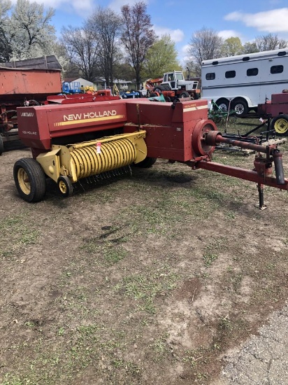 NEW HOLLAND 311 SQUARE BALER, PTO, S/N: 768212