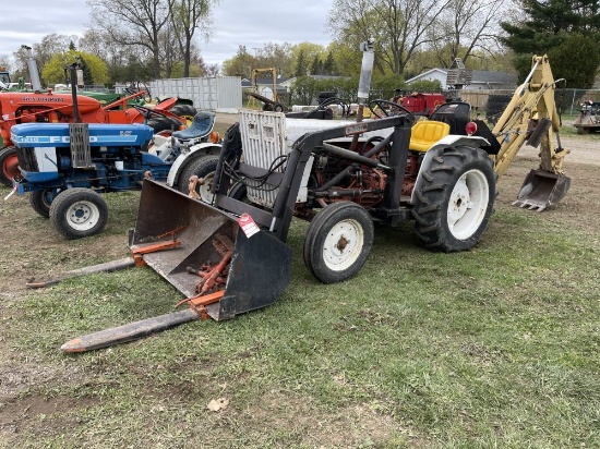 SATOH S-650G TRACTOR WITH NATIONAL LOADER & BACKHOW, 2WD, 4-CYLINDER GAS ENGINE, 3PT, PTO, 1-REMOTE 