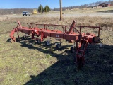 CASH IH 133 ROW CROP CULTIVATOR, 7-ROW, 3-POINT, 30'' SPACING