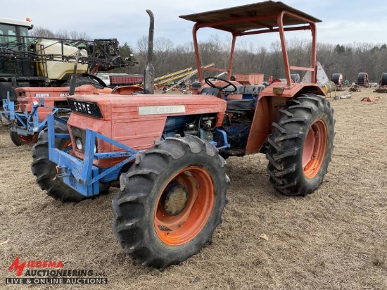 SAME CORSARO 70 TRACTOR, 4WD, 3PT, PTO, 1 HYD OUTLET, 16.9-30 REAR TIRES, 12.4-24 FRONT TIRES