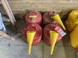 GAS CANS [4]