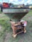 JOHN DEERE 3PT FERTILIZER SPREADER