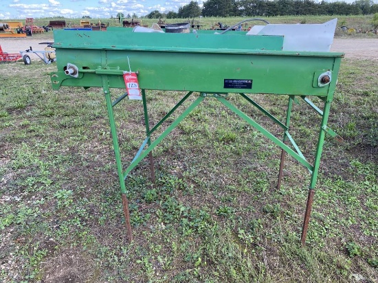 AZS 30'' X 5' ROLLING INSPECTION CONVEYOR