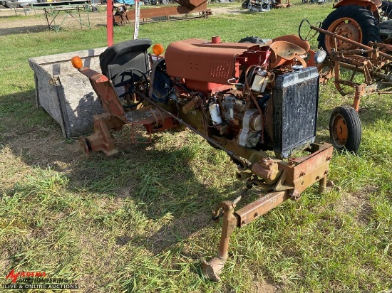INTERNATIONAL 274 TRACTOR FOR PARTS, NOT COMPLETE